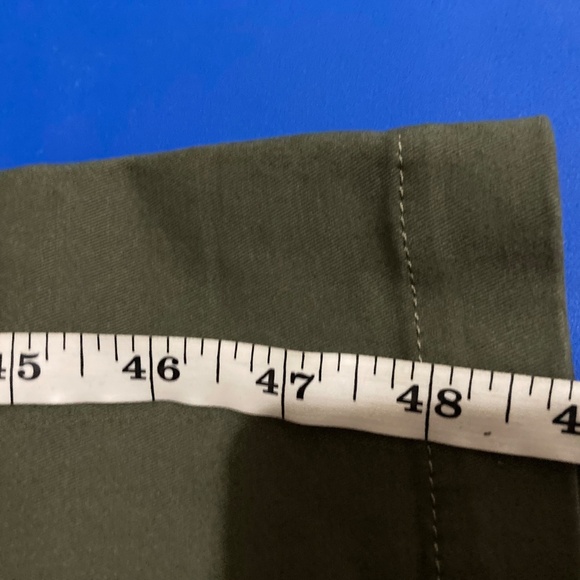 Wild Fang Women’s Sleeveless Jumpsuit - Picture 4 of 10